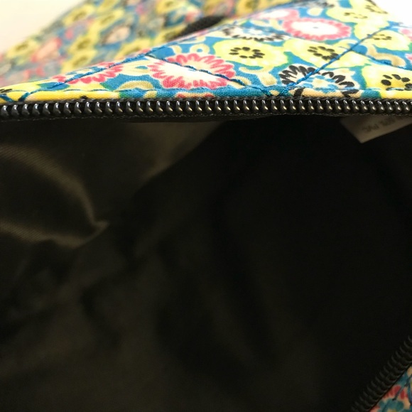 NWT quilted Crossbody floral bag - Picture 7 of 8